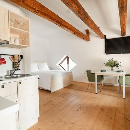 Apartments Strmol Церкле на Горенскем Екстериор снимка